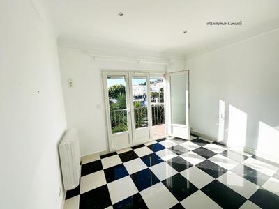 Maison - 194 m² - 6 pièces