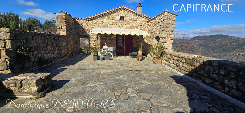 Maison - 140 m² - 7 pièces