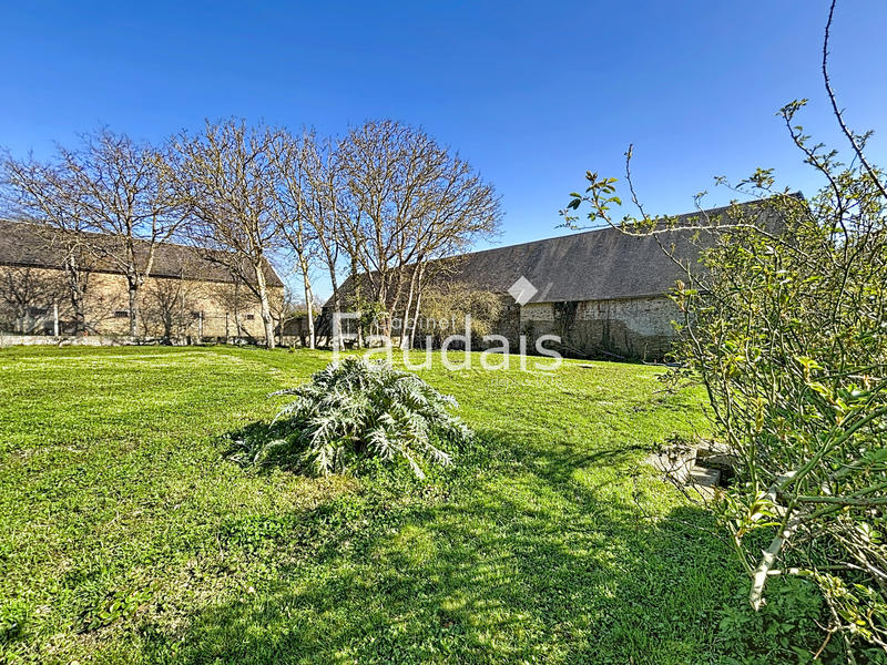 Maison - 426 m² - 2 pièces