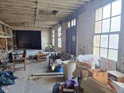 Maison - 170 m² - 1 pièce