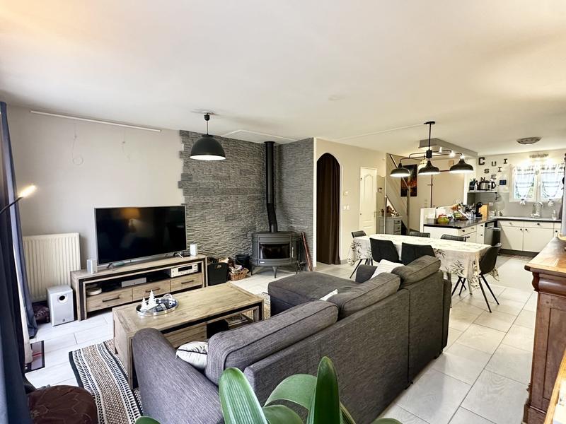 Maison traditionnelle - 111 m² - 5 pièces