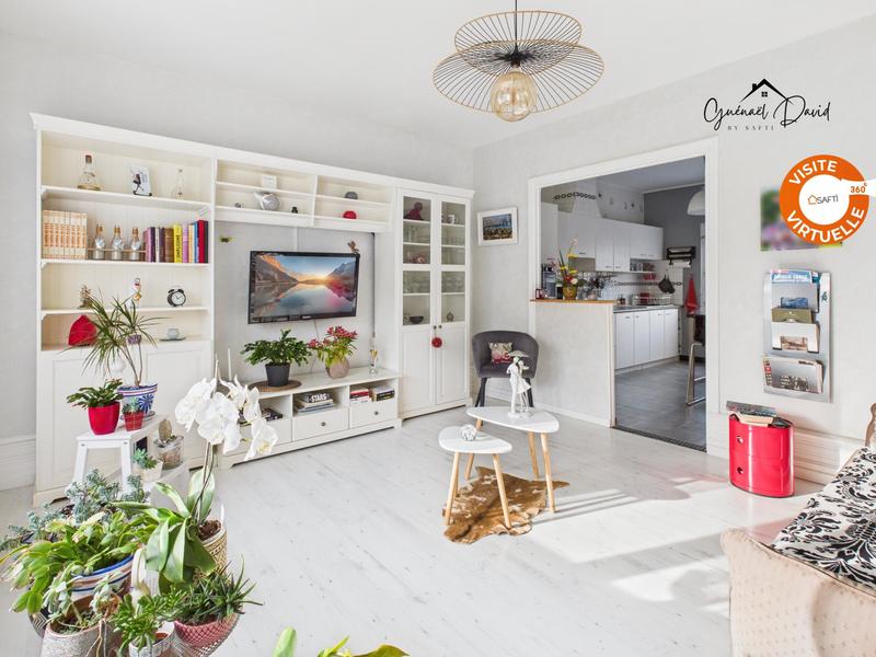 Maison - 82 m² - 5 pièces