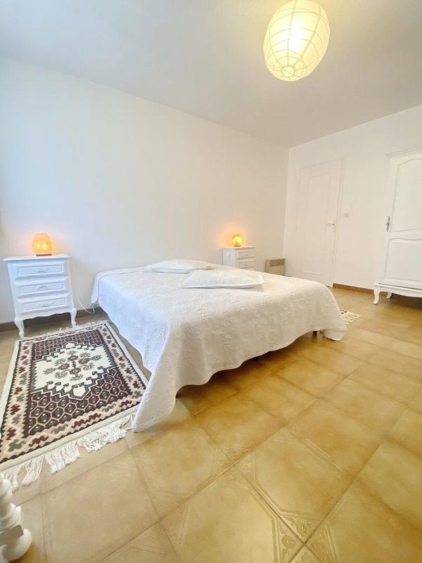 Villa - 210 m² - 8 pièces