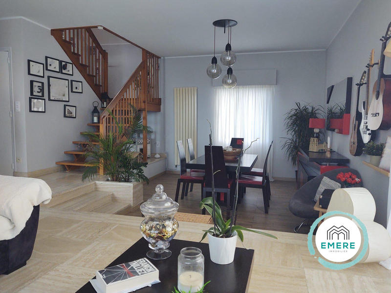 Maison - 178 m² - 7 pièces