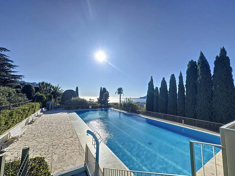 Appartement - 77 m² - 3 pièces