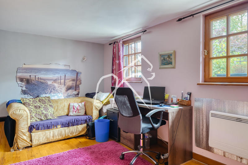 Maison - 180 m² - 5 pièces