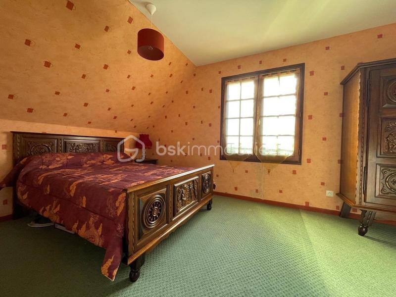 Maison - 128 m² - 7 pièces