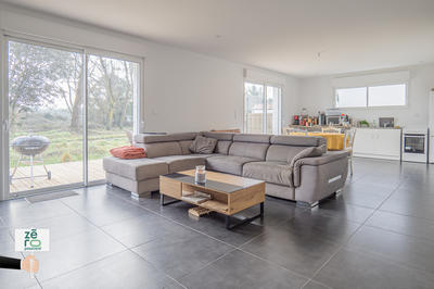 Maison - 103 m² - 4 pièces