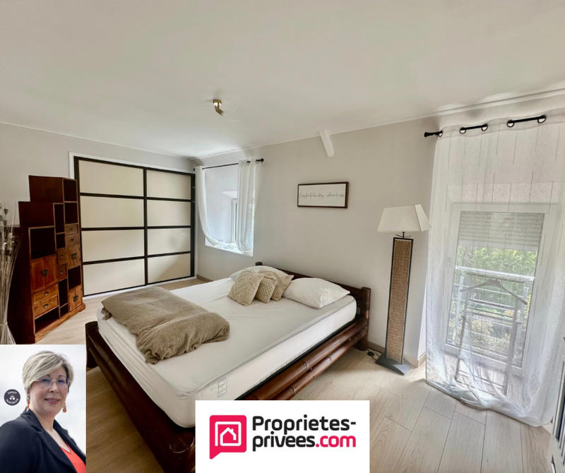 Maison - 232 m² - 6 pièces