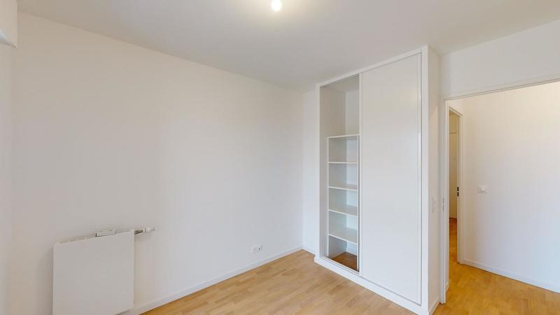 Appartement - 81 m² - 4 pièces