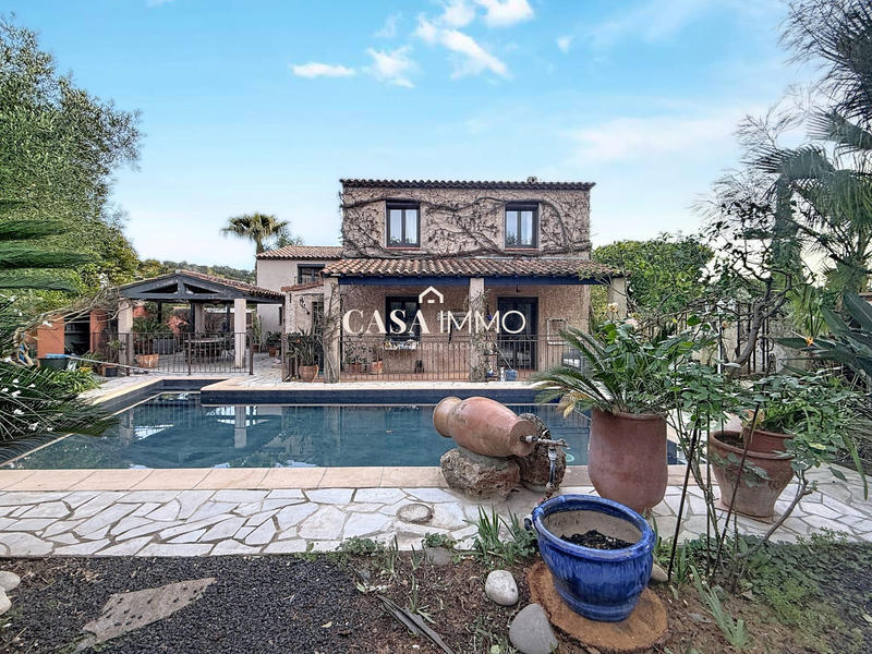 Maison - 146 m² - 5 pièces