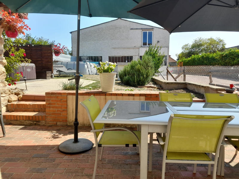 Maison - 137 m² - 7 pièces