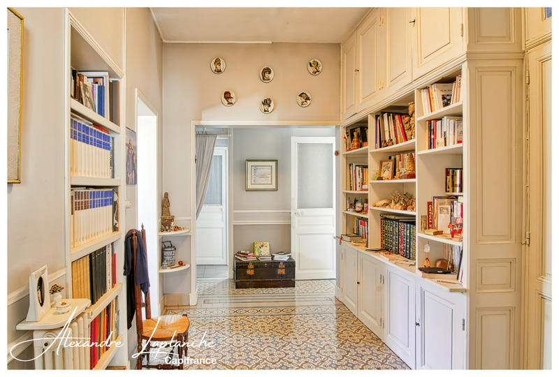 Maison bourgeoise - 217 m² - 10 pièces