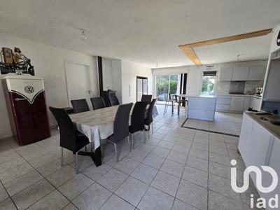 Maison - 166 m² - 8 pièces