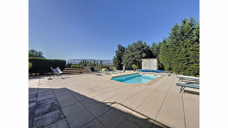 Maison - 163 m² - 6 pièces