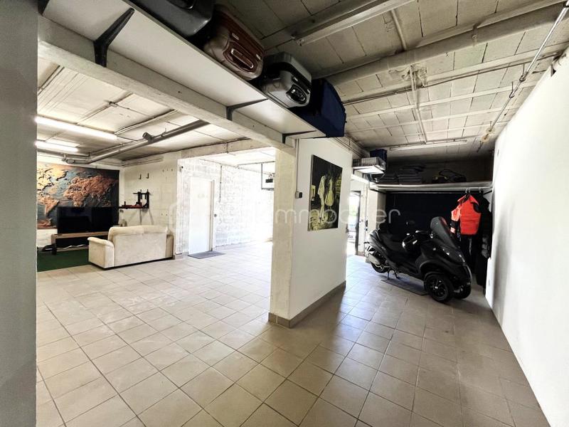 Maison - 148 m² - 9 pièces