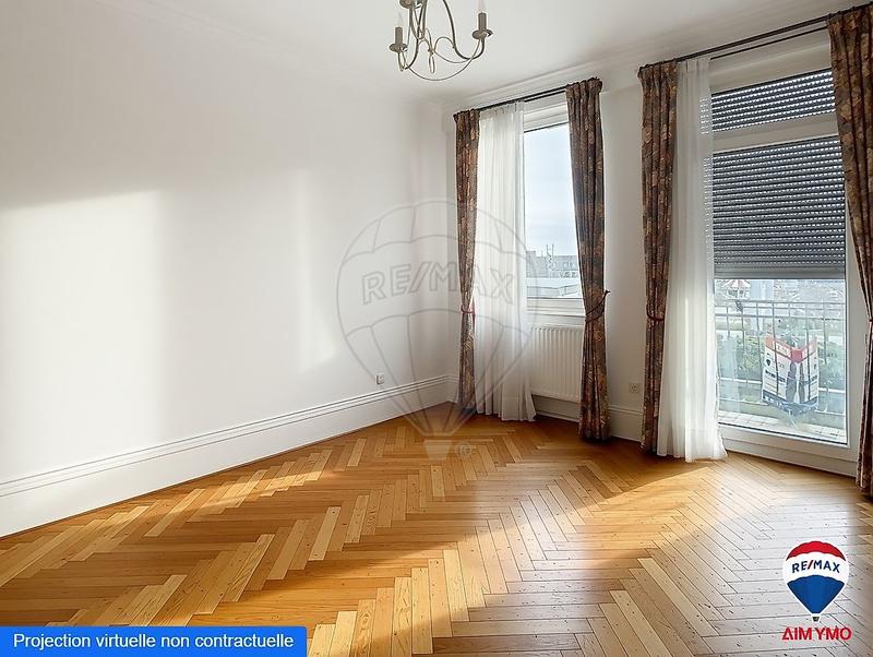 Appartement - 126 m² - 6 pièces