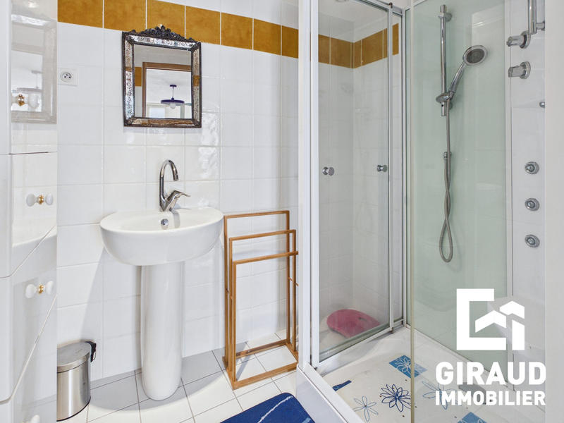 Maison ancienne - 178 m² - 8 pièces