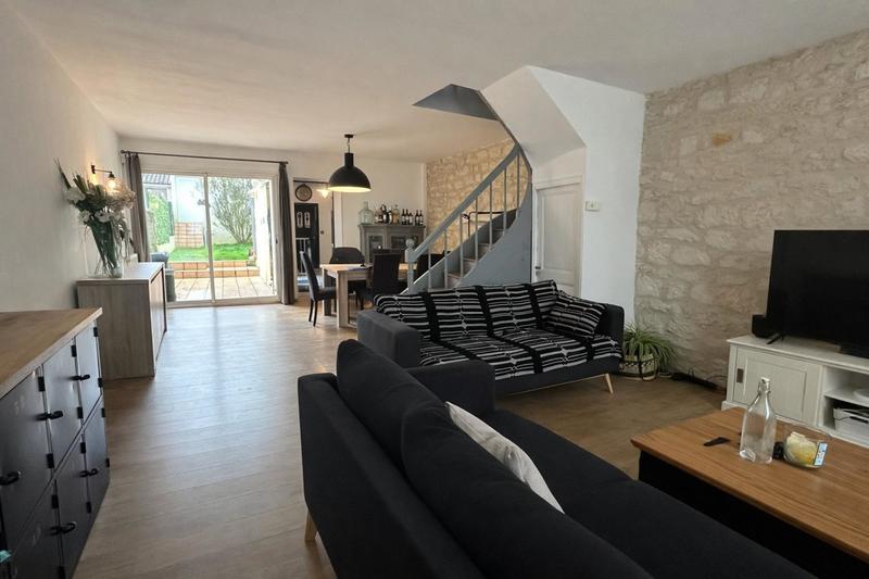 Maison - 95 m² - 4 pièces