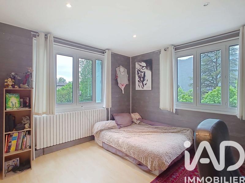 Appartement - 119 m² - 5 pièces