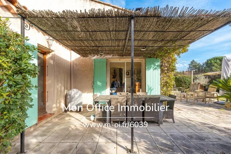 Maison - 111 m² - 4 pièces