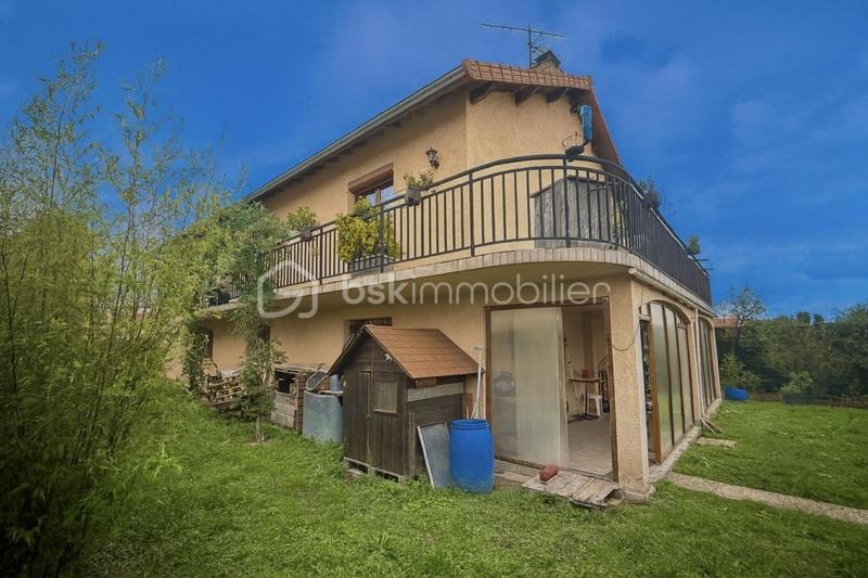 Maison - 177 m² - 5 pièces