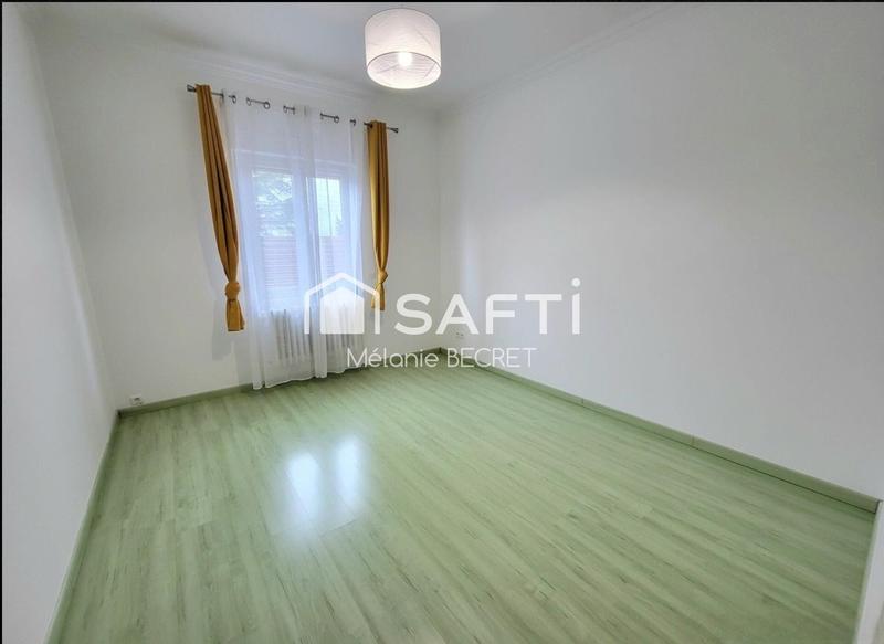 Maison - 223 m² - 8 pièces