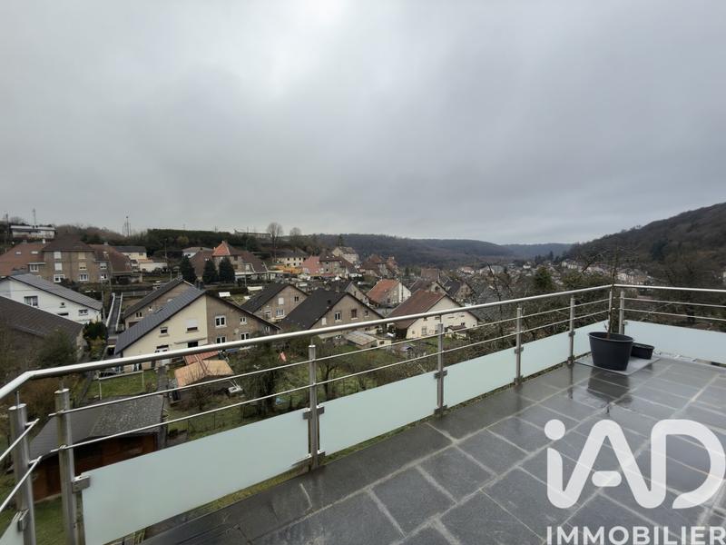 Maison - 80 m² - 5 pièces