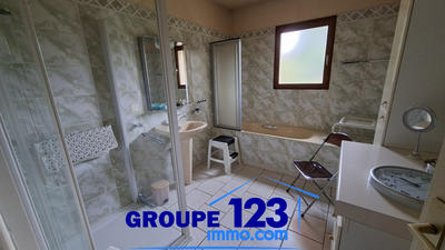 Maison - 179 m² - 6 pièces