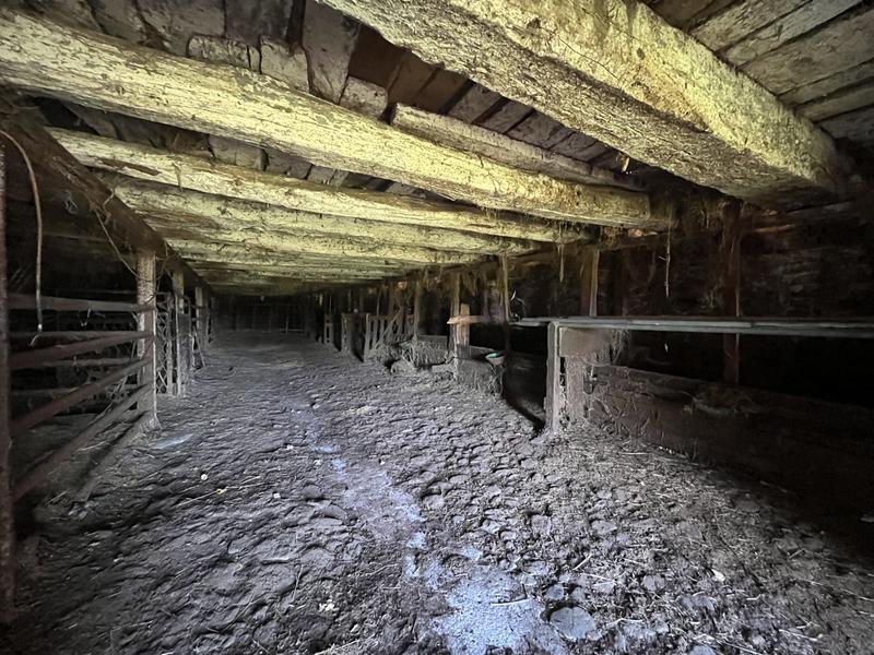 Maison - 168 m² - 2 pièces