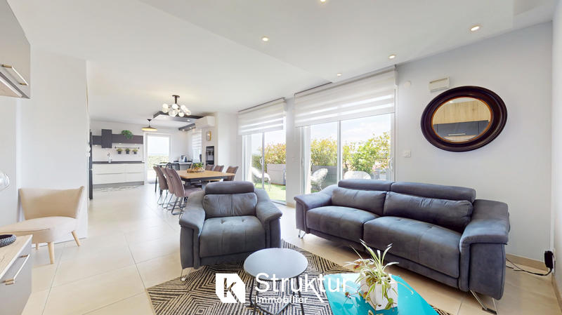 Appartement - 110 m² - 5 pièces