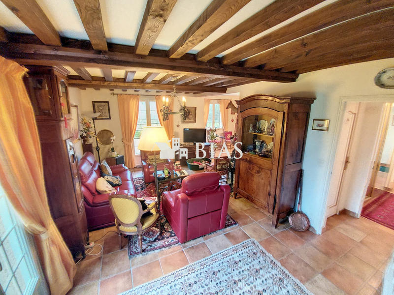 Maison traditionnelle - 150 m² - 6 pièces