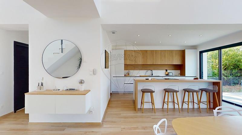 Maison d'architecte - 190 m² - 6 pièces