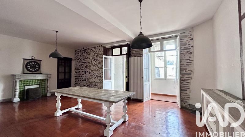 Appartement - 198 m² - 5 pièces