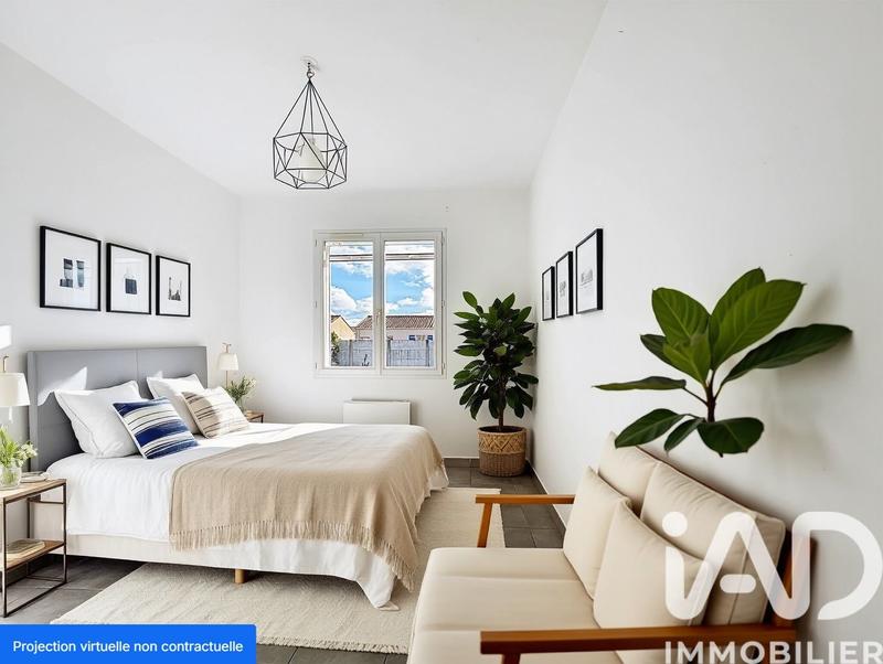 Maison - 90 m² - 4 pièces