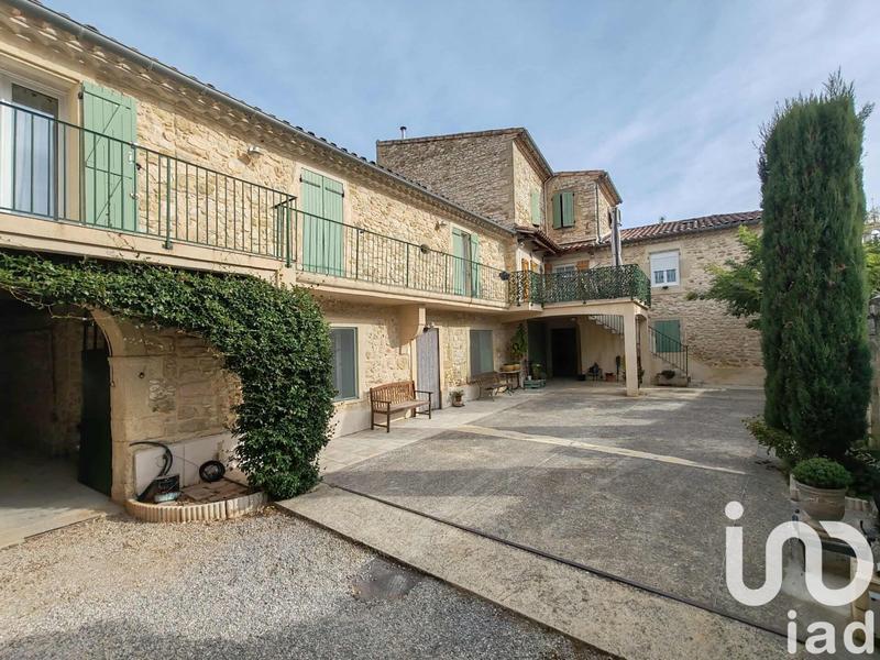 Maison de village - 271 m² - 10 pièces