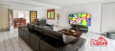 Maison - 200 m² - 7 pièces