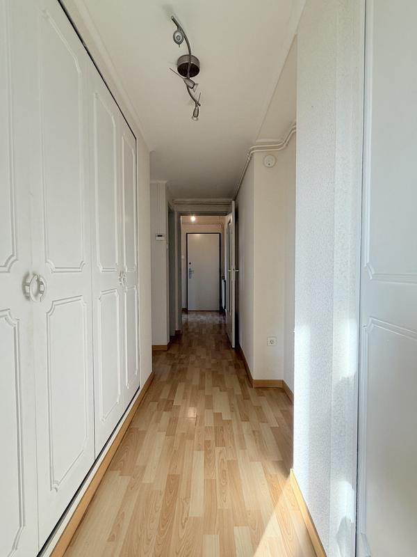 Appartement - 89 m² - 4 pièces