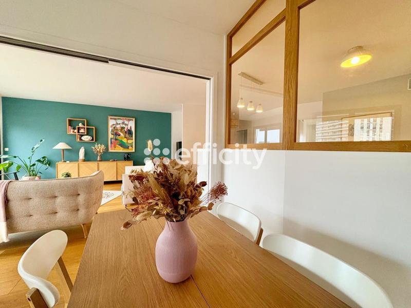 Appartement - 87 m² - 4 pièces