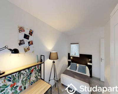 Chambre - 140 m² - 1 pièce