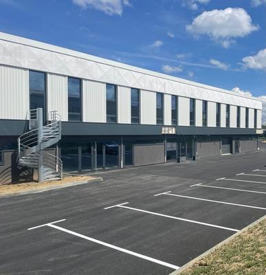 Local commercial - 180 m²