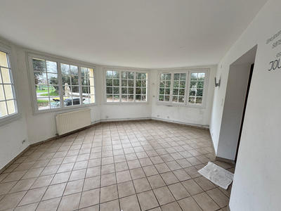 Maison - 148 m² - 8 pièces