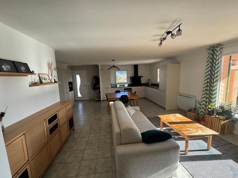 Villa - 100 m² - 4 pièces