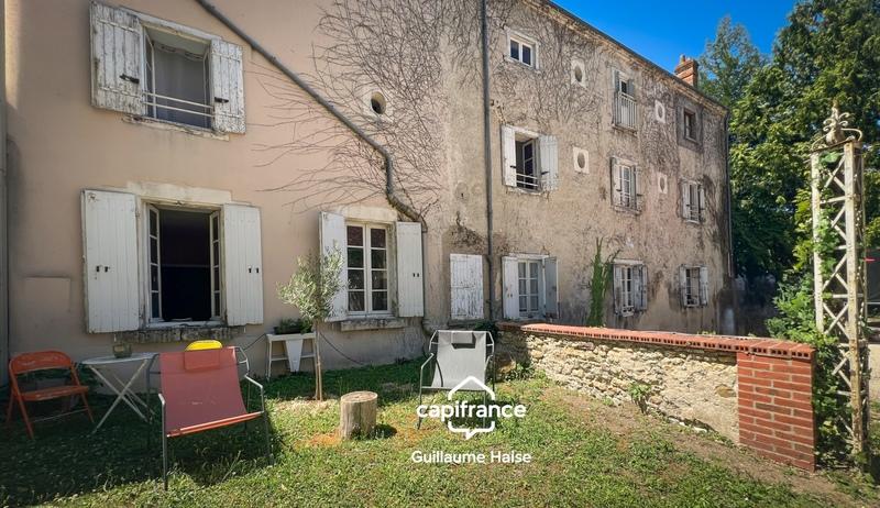 Propriété - 368 m² - 18 pièces