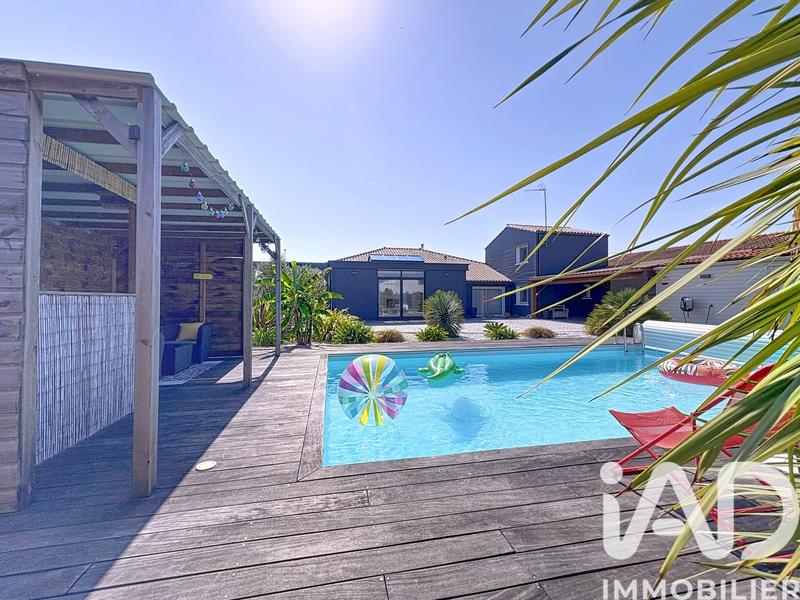 Maison - 185 m² - 8 pièces