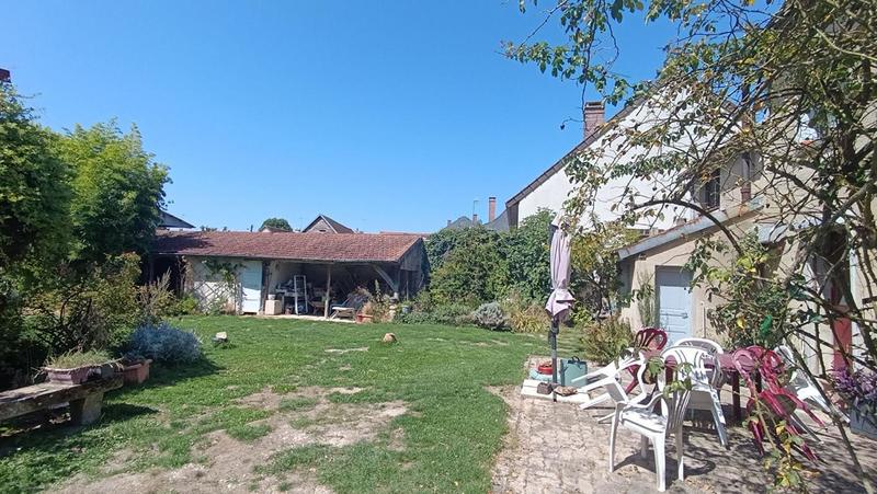 Maison - 213 m² - 12 pièces