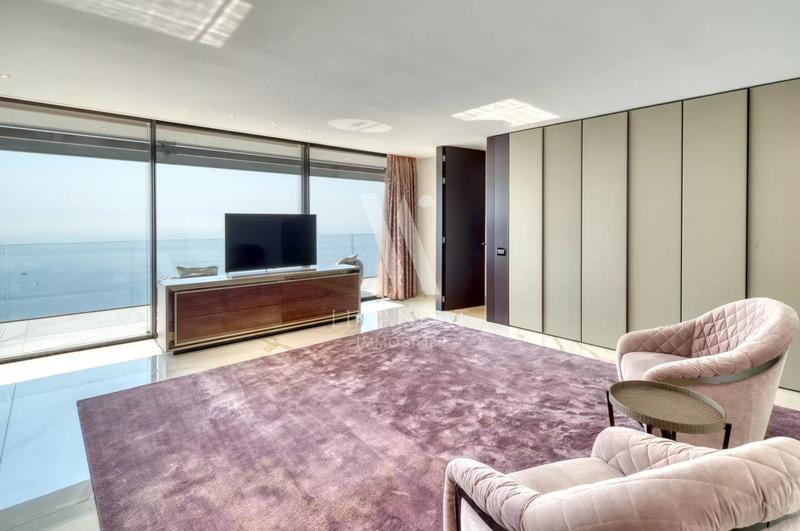 Villa - 570 m² - 7 pièces