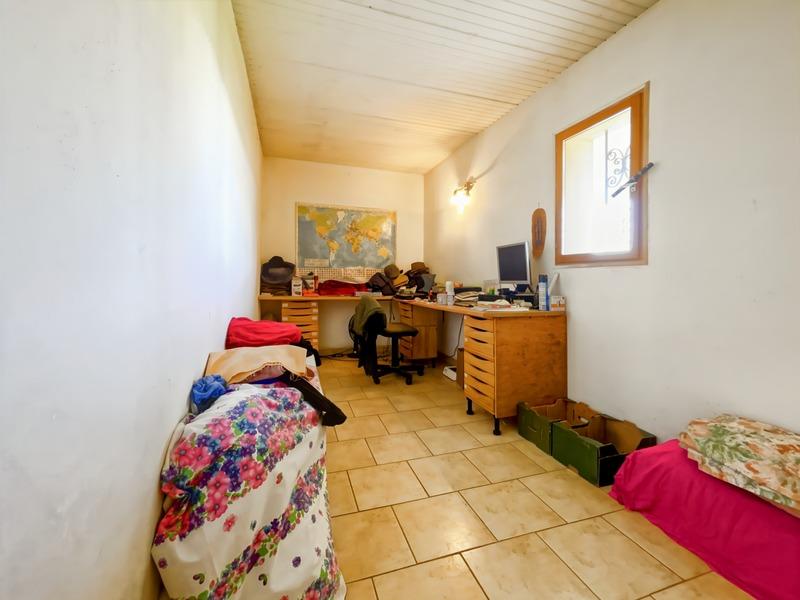 Maison - 187 m² - 7 pièces