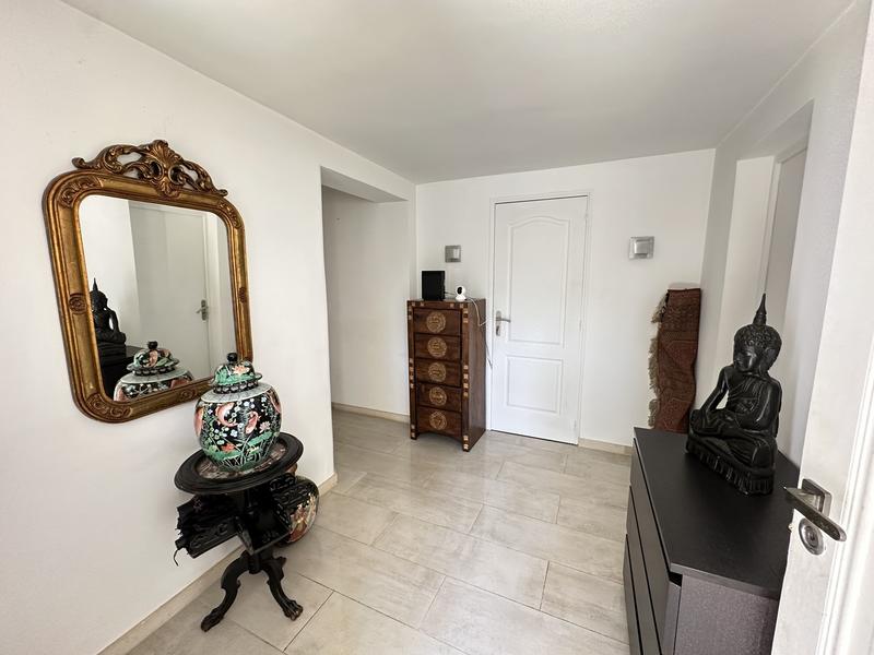 Maison - 220 m² - 10 pièces