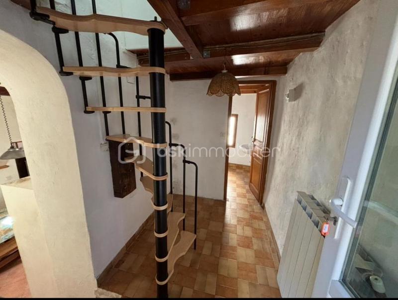 Demeure - 184 m² - 6 pièces